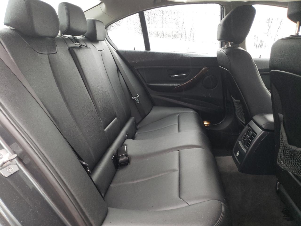 Photo 6 from auction – 2014 BMW 328 XI SUL with VIN WBA3B5C50EP542402