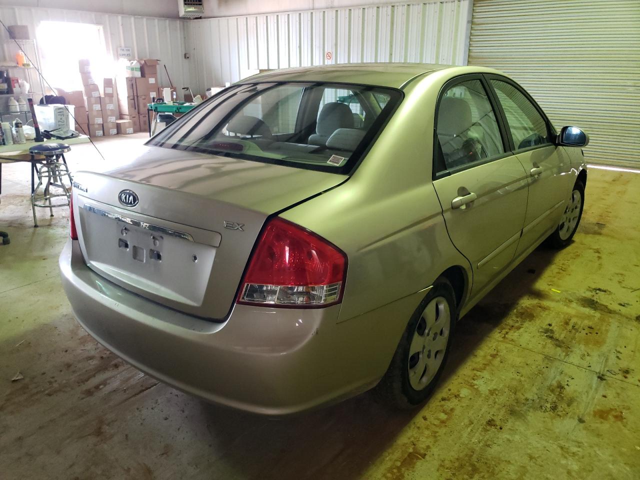 Photo 4 from auction – 2008 KIA SPECTRA EX with VIN KNAFE121685499261