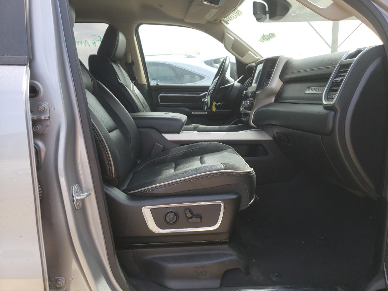 Photo 5 from auction – 2019 RAM 1500 LARAM with VIN 1C6RREJTXKN509528
