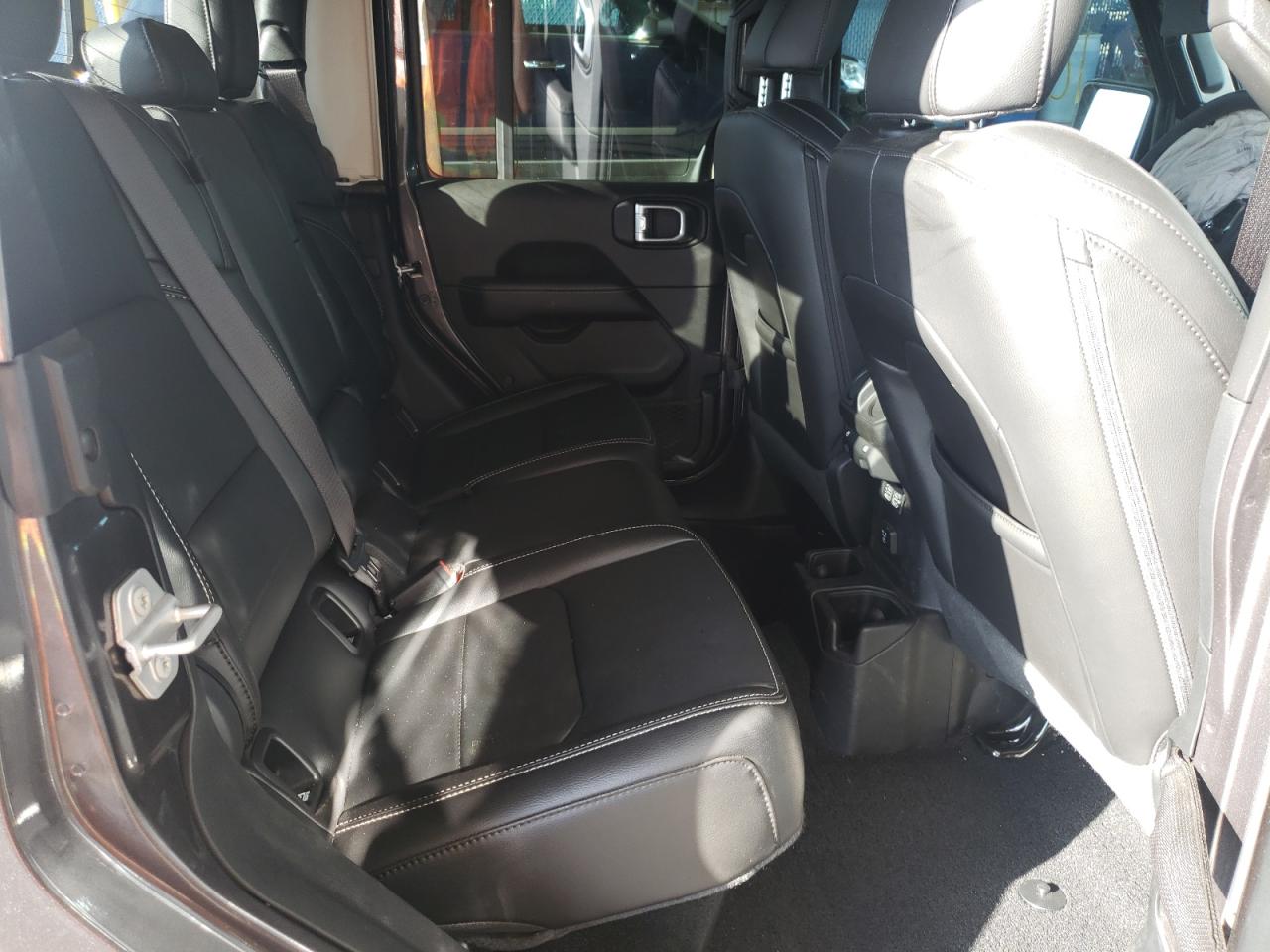 Photo 6 from auction – 2020 JEEP GLADIATOR with VIN 1C6HJTFG5LL182875