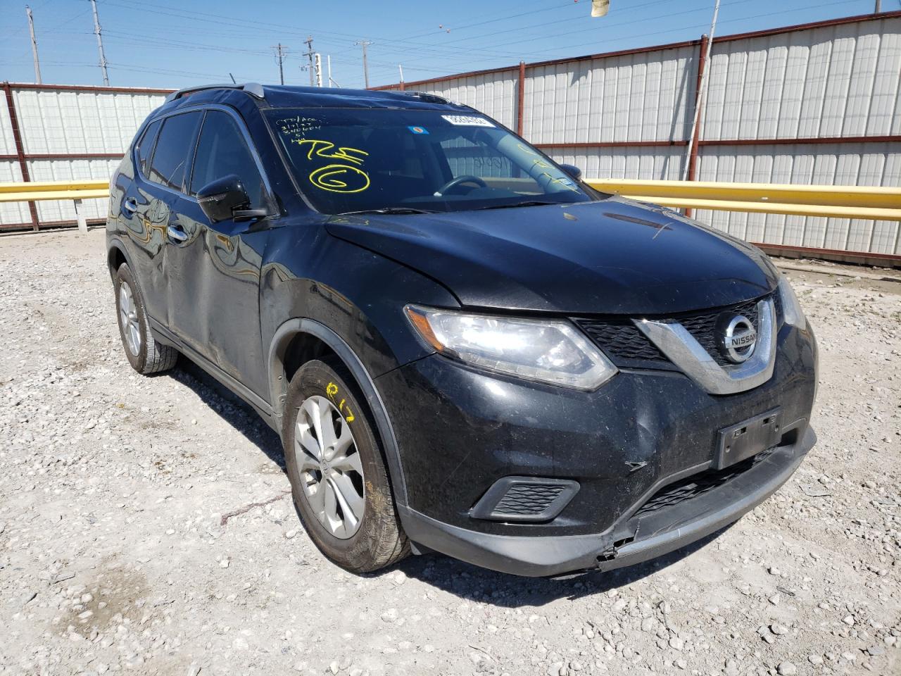 NISSAN ROGUE S 2016 with VIN KNMAT2MV9GP666031 - Photo from auction