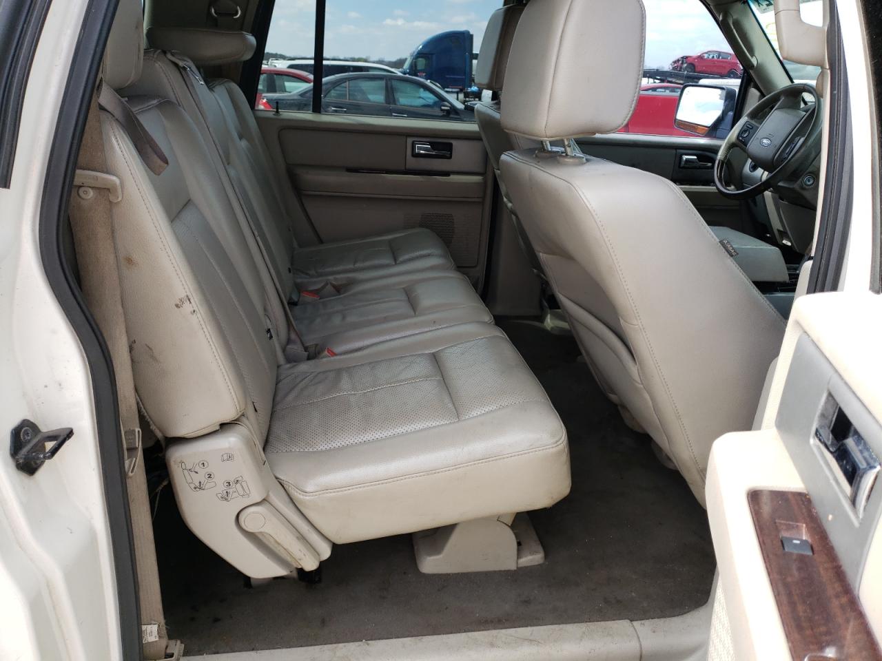 Photo 6 from auction – 2008 FORD EXPEDITION with VIN 1FMFK19568LA26309