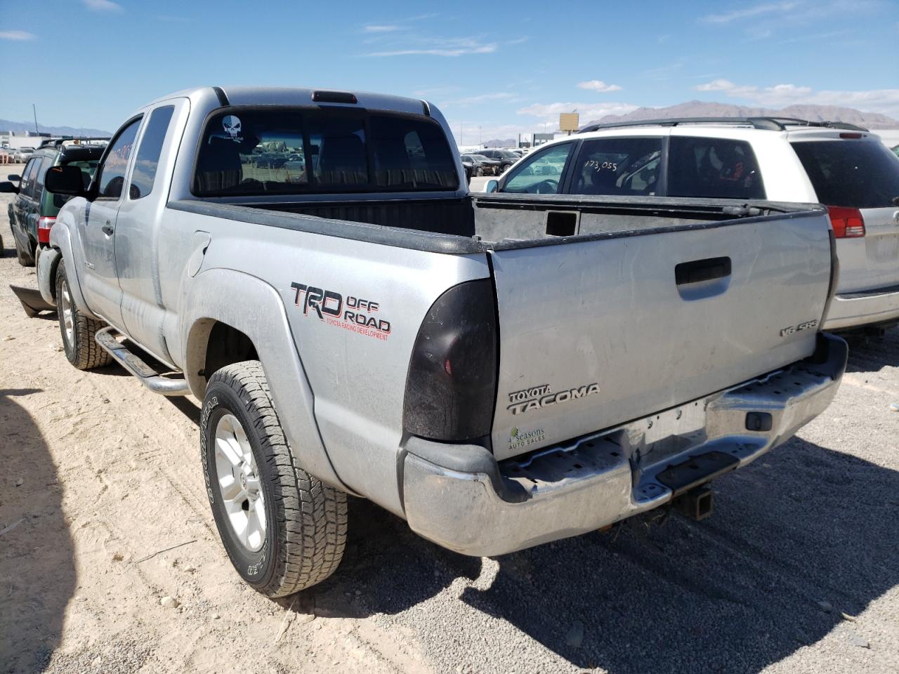 Photo 3 from auction – 2006 TOYOTA TACOMA ACC with VIN 5TEUU42N86Z166300