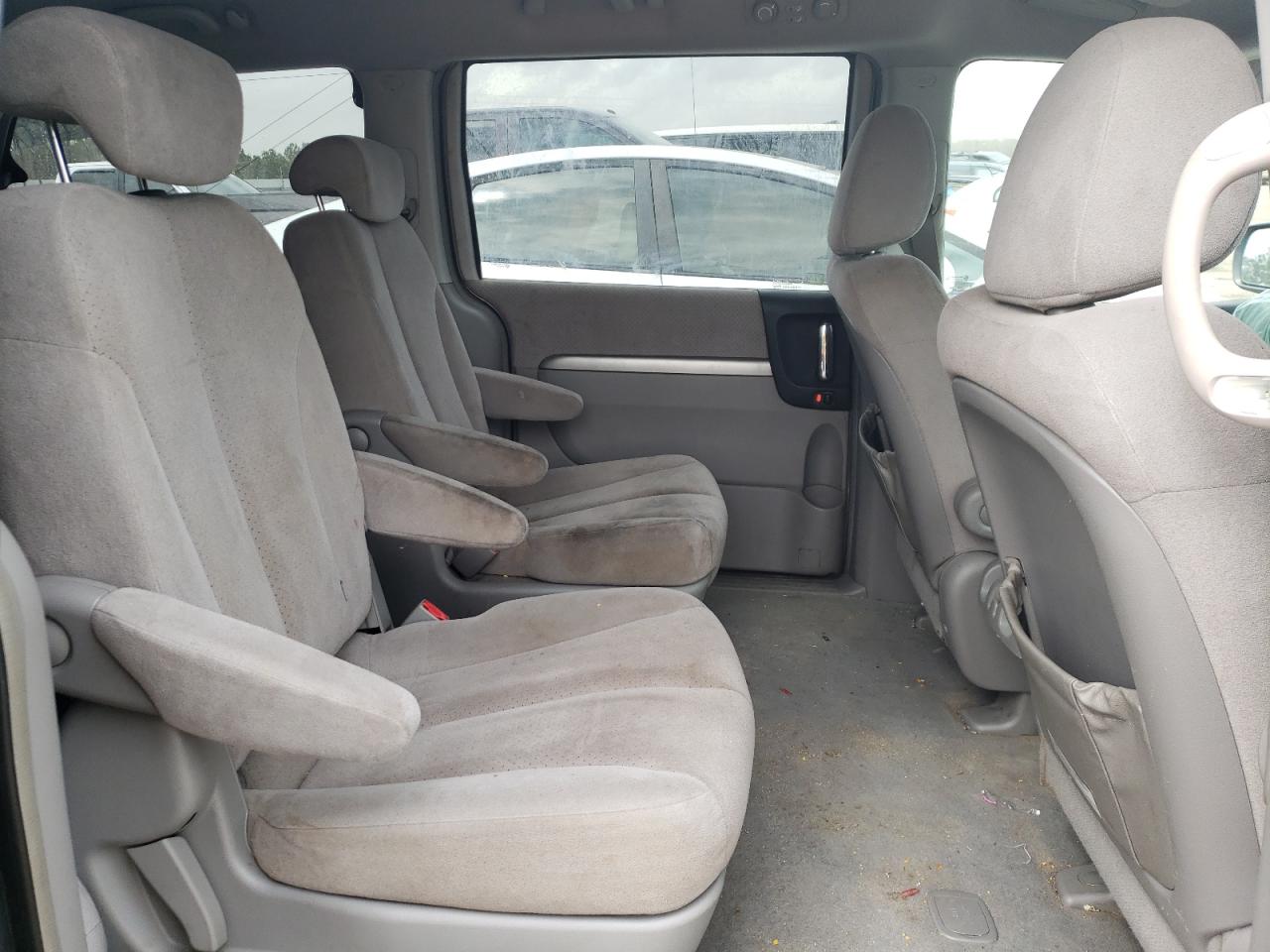 Photo 6 from auction – 2007 HYUNDAI ENTOURAGE with VIN KNDMC233976036092