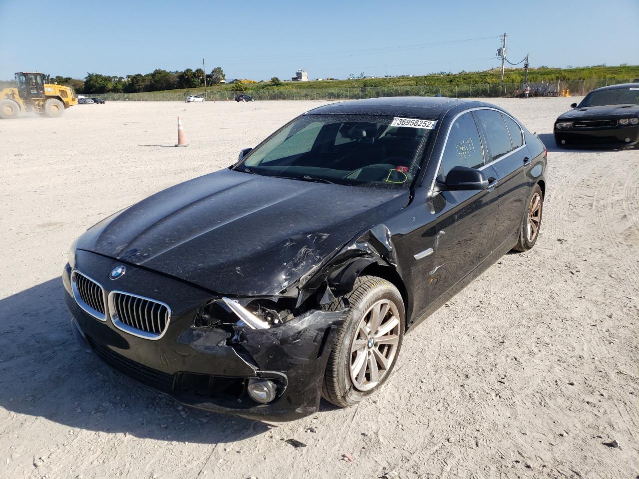 Photo 2 from auction – 2015 BMW 528 I with VIN WBA5A5C54FD518523