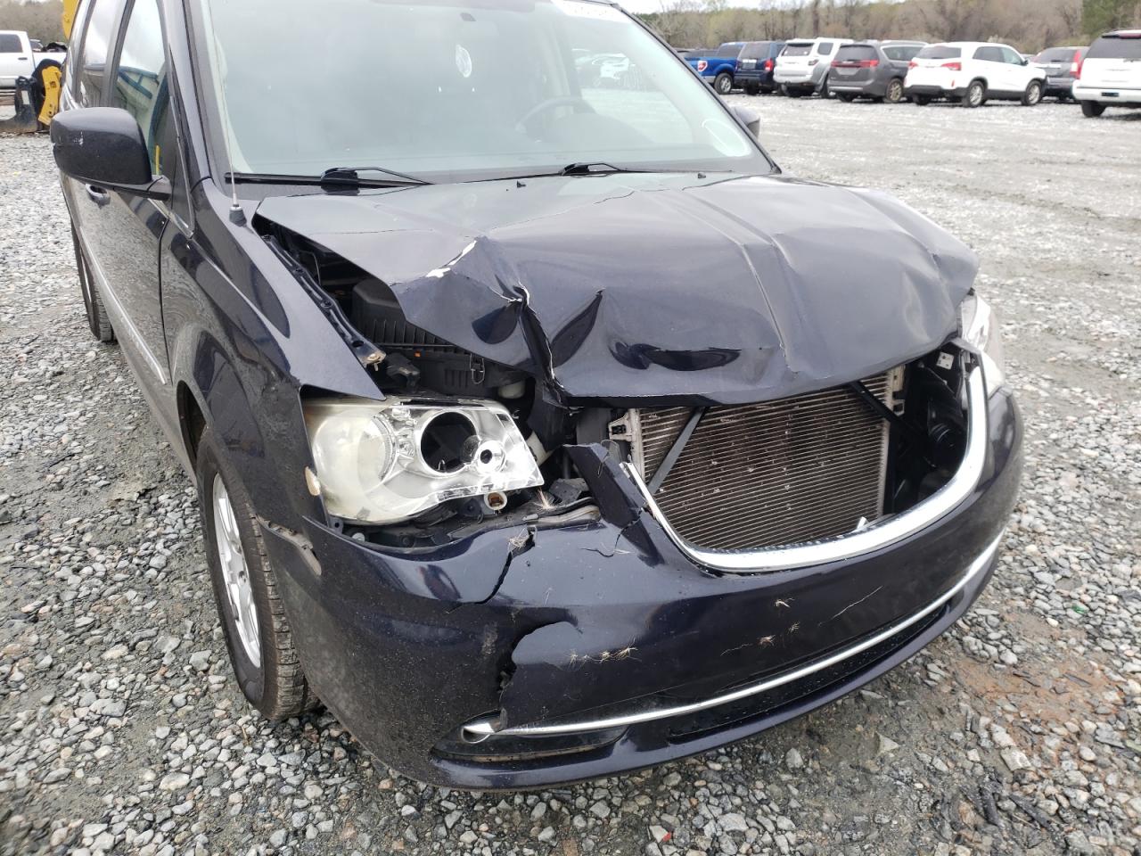 Photo 9 from auction – 2011 CHRYSLER TOWN & COU with VIN 2A4RR8DG9BR659099