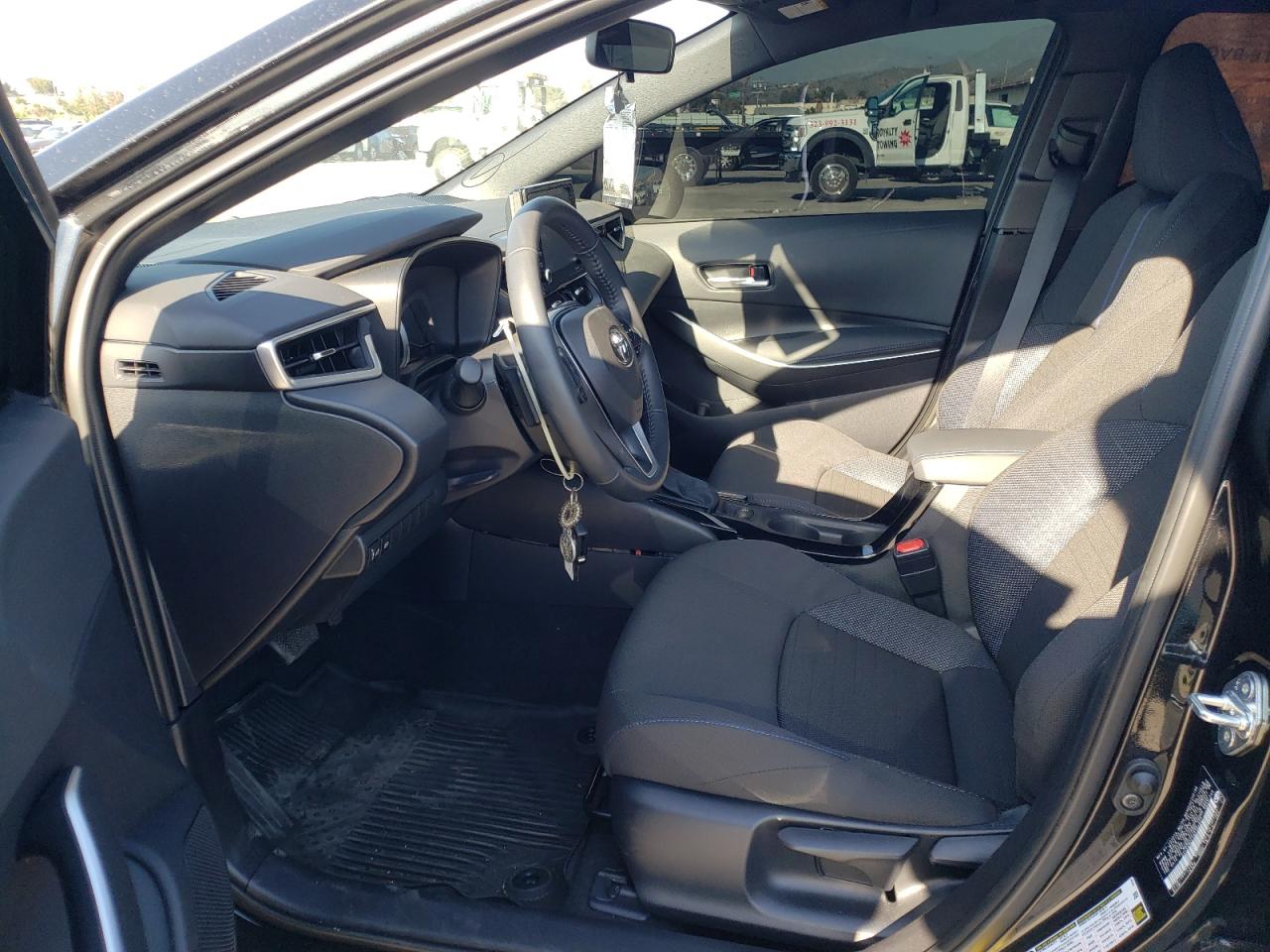 Photo 5 from auction – 2022 TOYOTA COROLLA SE with VIN 5YFS4MCEXNP104827