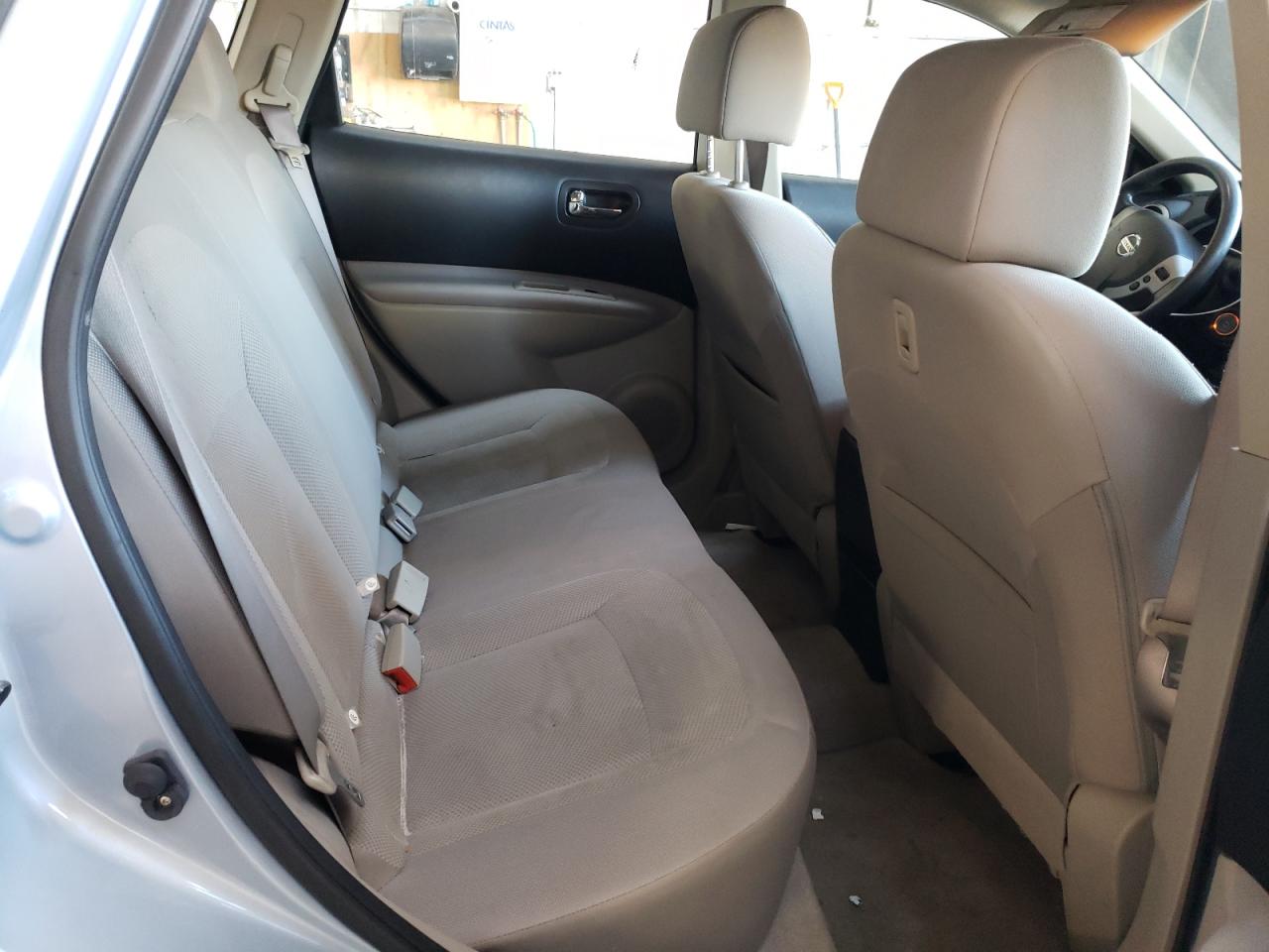 Photo 6 from auction – 2013 NISSAN ROGUE S with VIN JN8AS5MT3DW030973