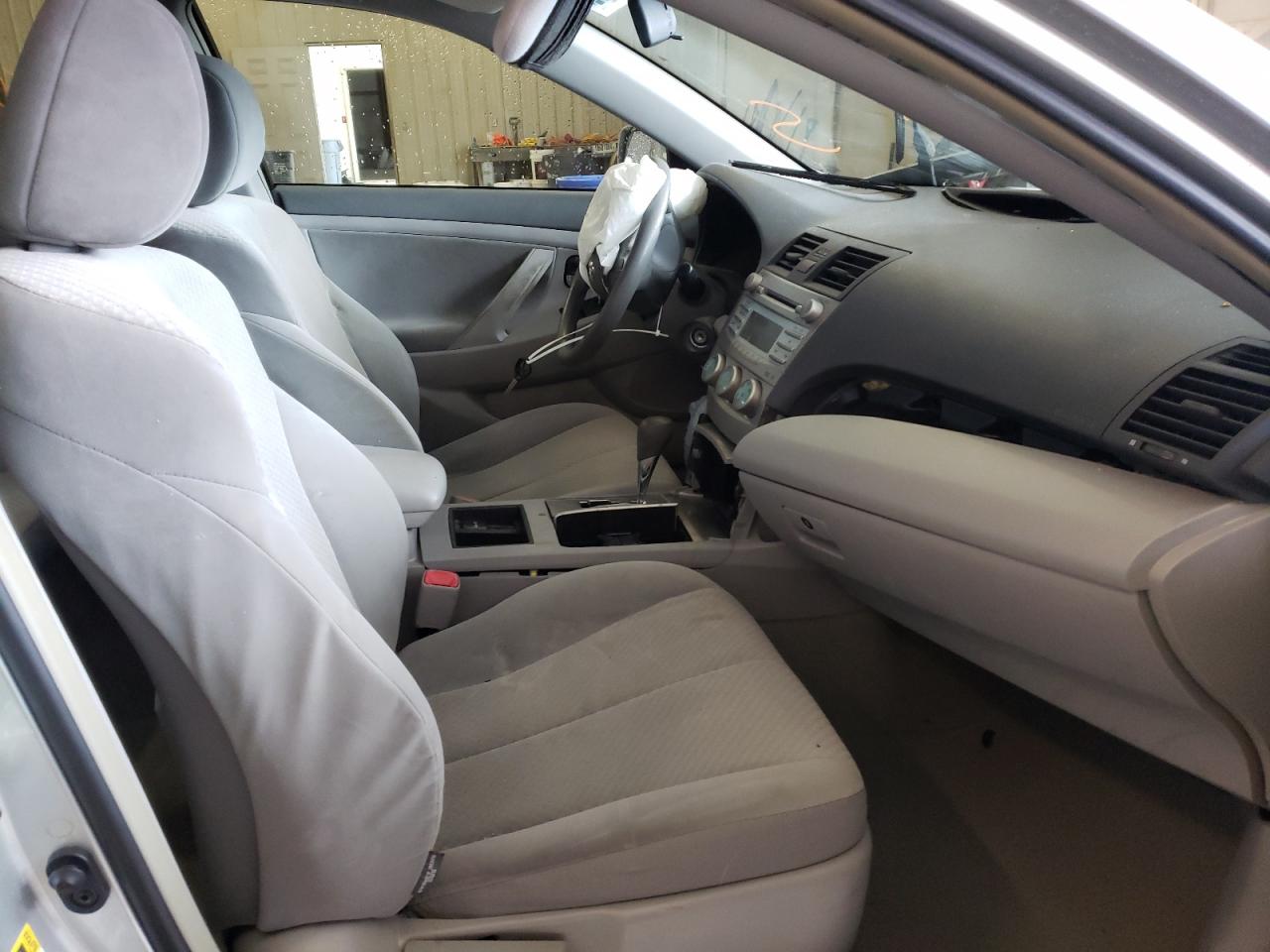 Photo 5 from auction – 2007 TOYOTA CAMRY CE with VIN 4T1BE46K17U674652