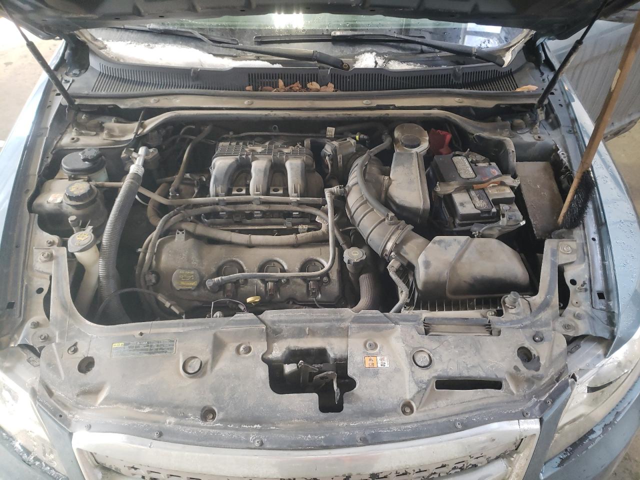 Photo 7 from auction – 2010 FORD TAURUS SEL with VIN 1FAHP2HW5AG114335