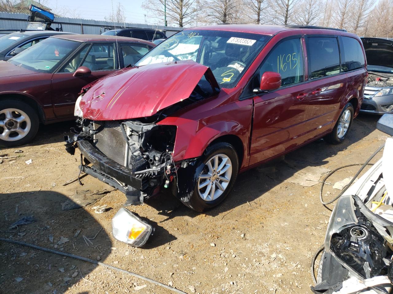 Photo 2 from auction – 2014 DODGE GRAND CARA with VIN 2C4RDGCG2ER263410