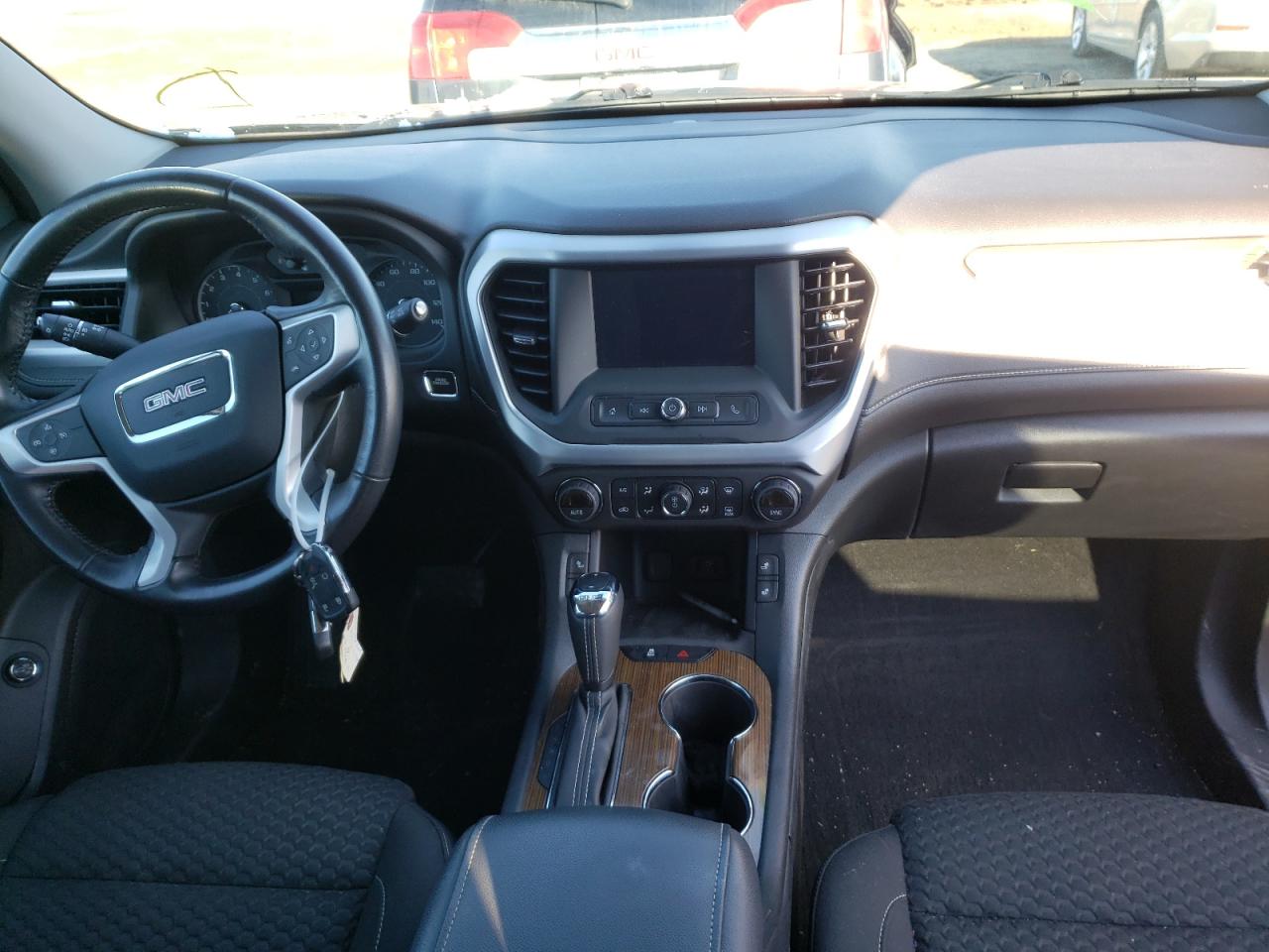 Photo 9 from auction – 2019 GMC ACADIA SLE with VIN 1GKKNLLA2KZ123432