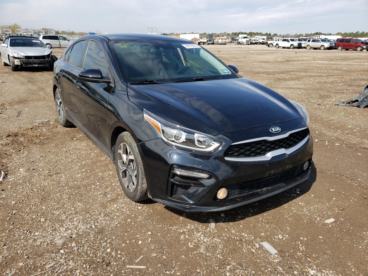 KIA FORTE FE 2019 with VIN 3KPF24AD3KE121130 - Photo from auction