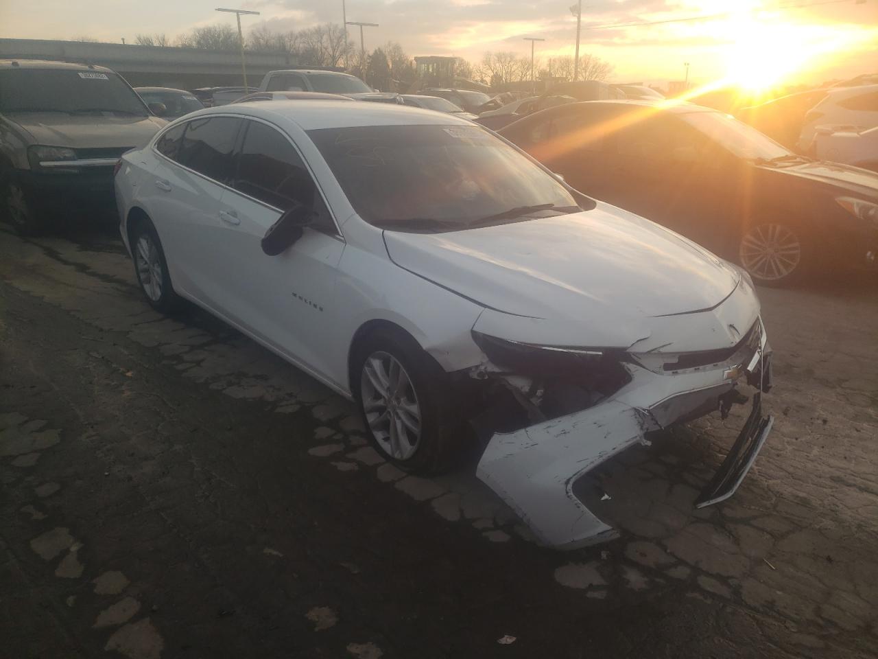 Photo 1 from auction – 2018 CHEVROLET MALIBU LT with VIN 1G1ZD5ST4JF109813