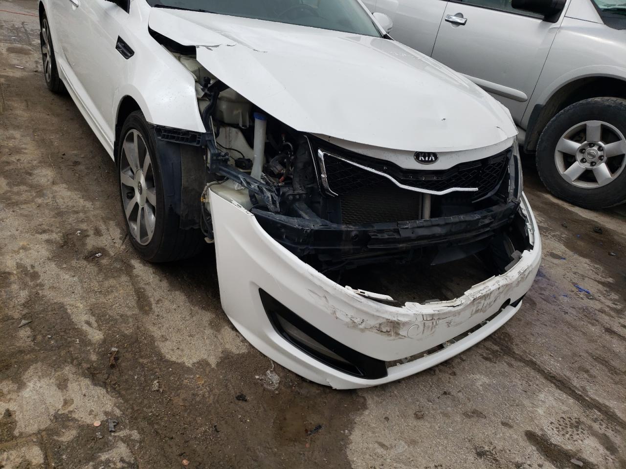 Photo 9 from auction – 2011 KIA OPTIMA SX with VIN KNAGR4A63B5162416