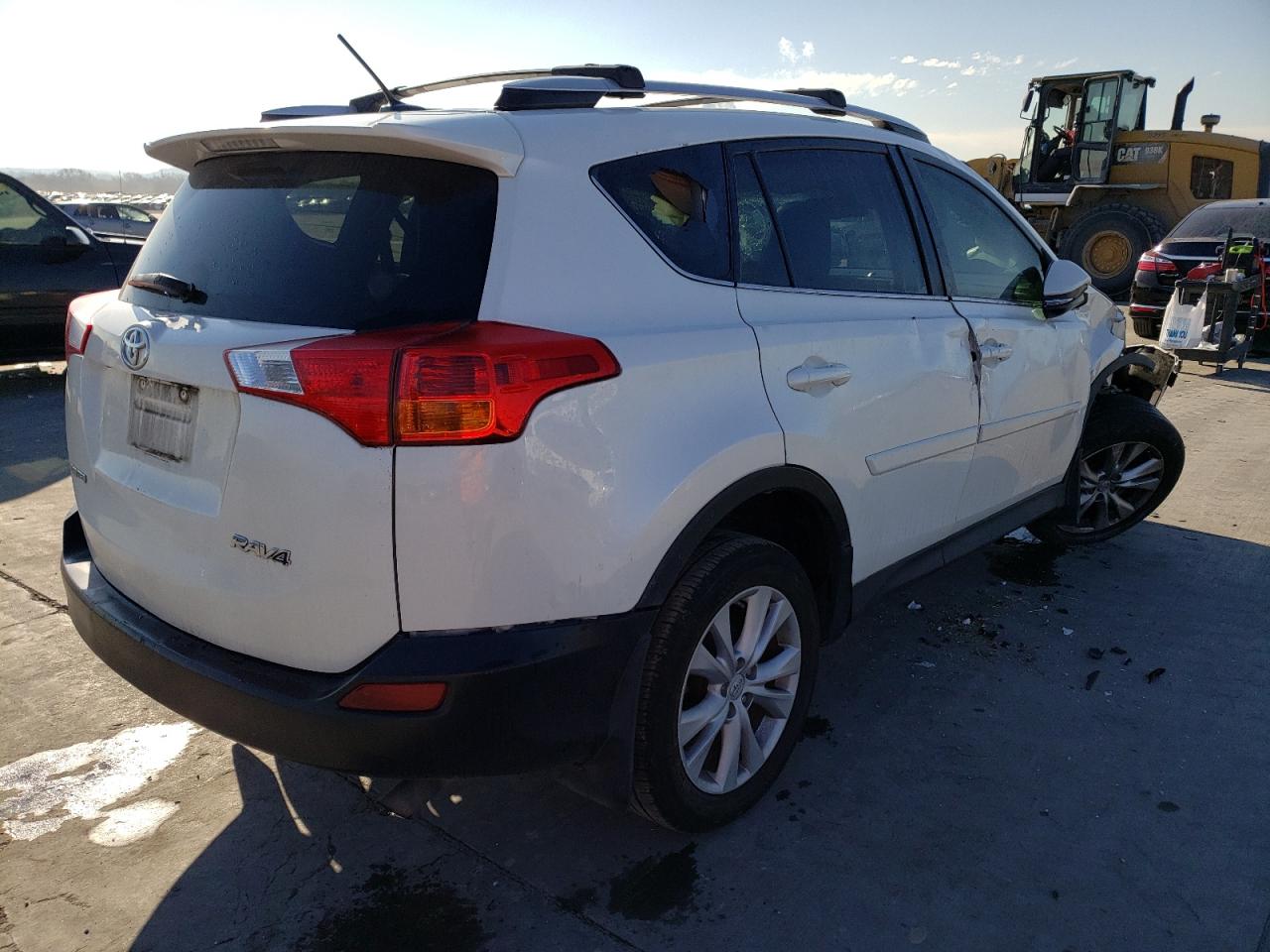 Photo 4 from auction – 2013 TOYOTA RAV4 LIMIT with VIN 2T3YFREV0DW022673