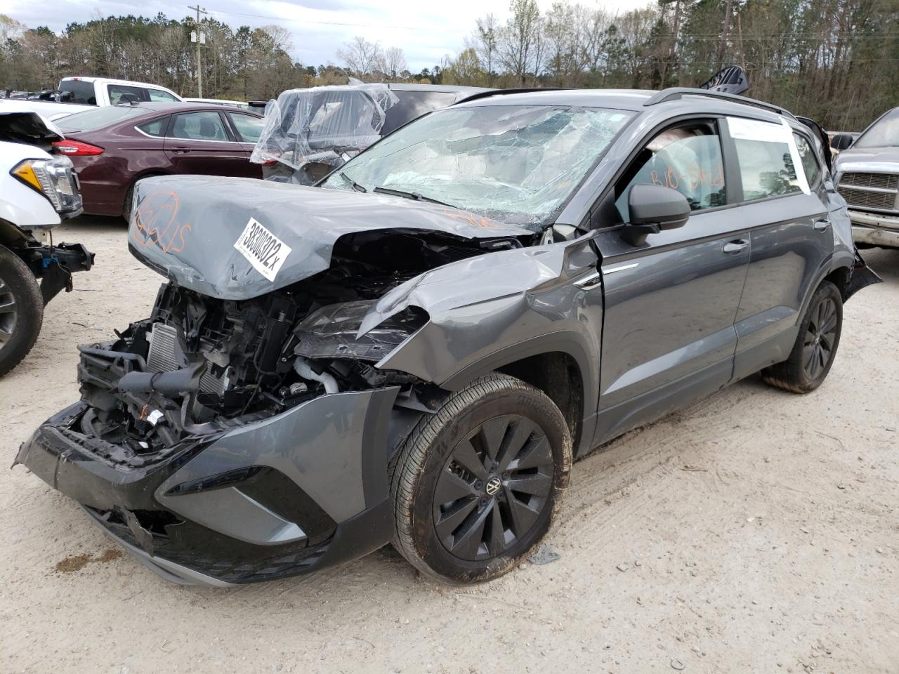 Photo 2 from auction – 2022 VOLKSWAGEN TAOS S with VIN 3VVDX7B27NM005299