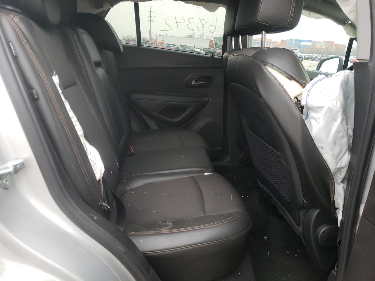 Photo 6 from auction – 2017 CHEVROLET TRAX 1LT with VIN 3GNCJLSB3HL227439