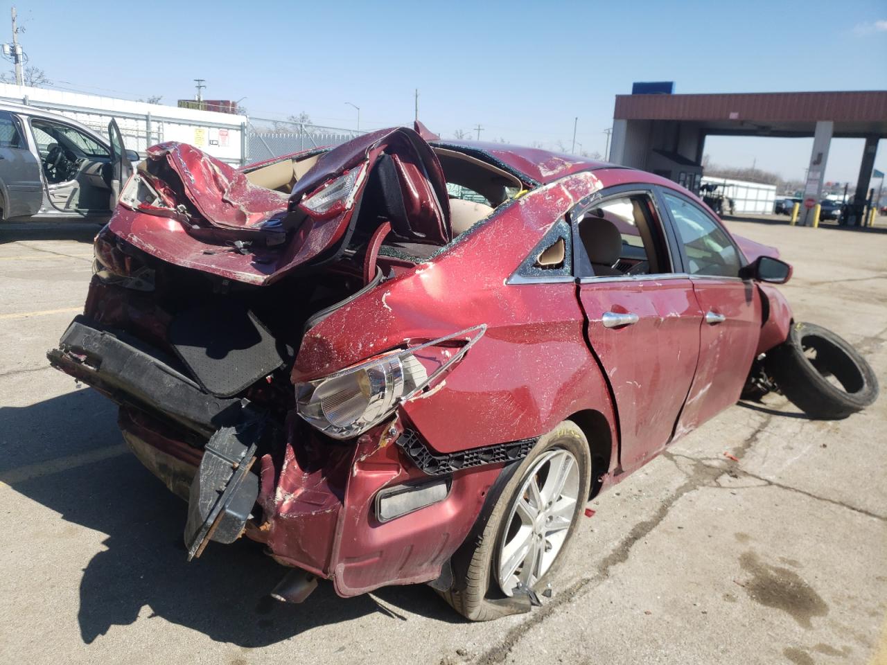Photo 4 from auction – 2011 HYUNDAI SONATA GLS with VIN 5NPEB4AC0BH078798