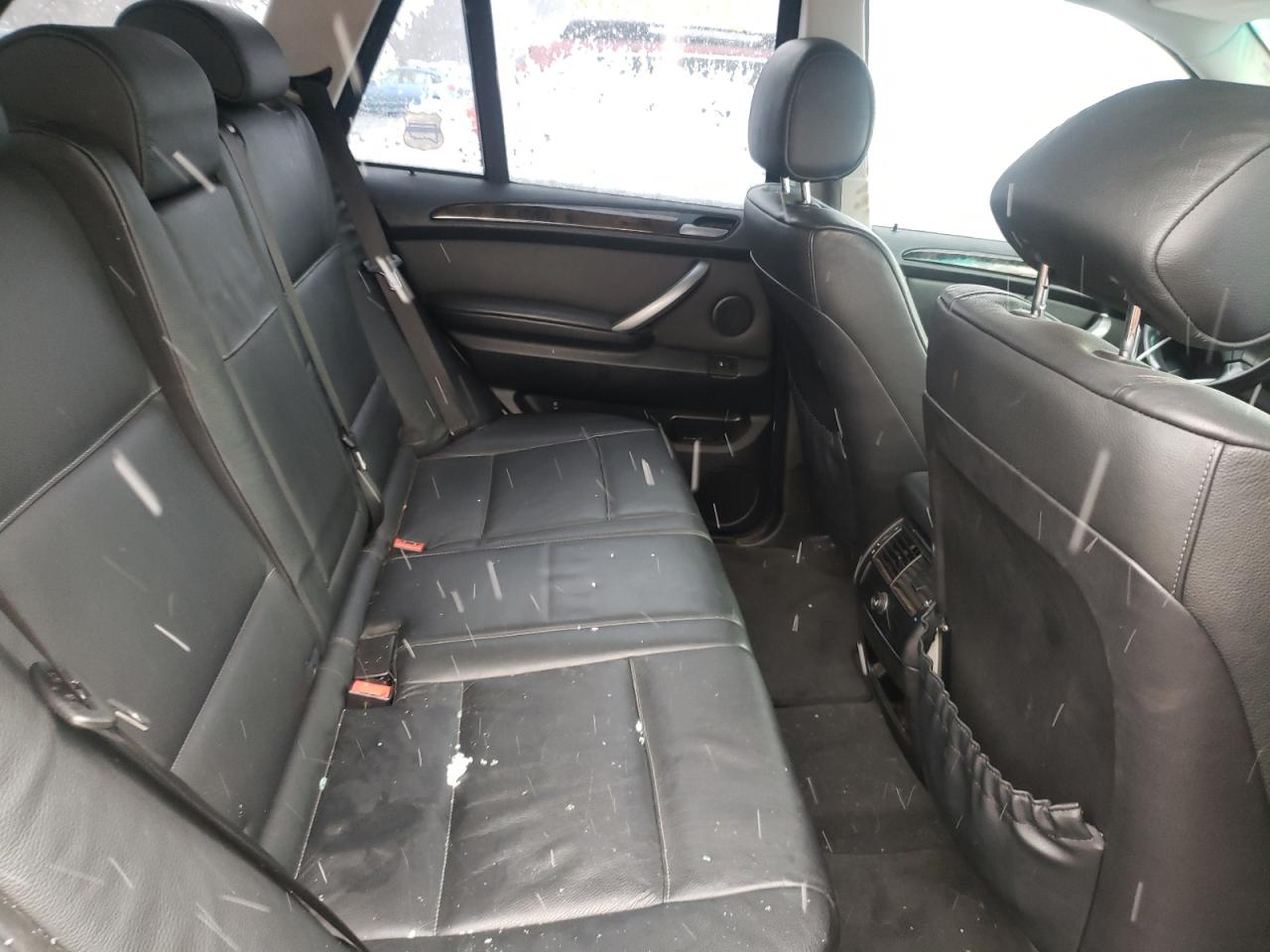Photo 6 from auction – 2006 BMW X5 with VIN 5UXFA13596LY32818