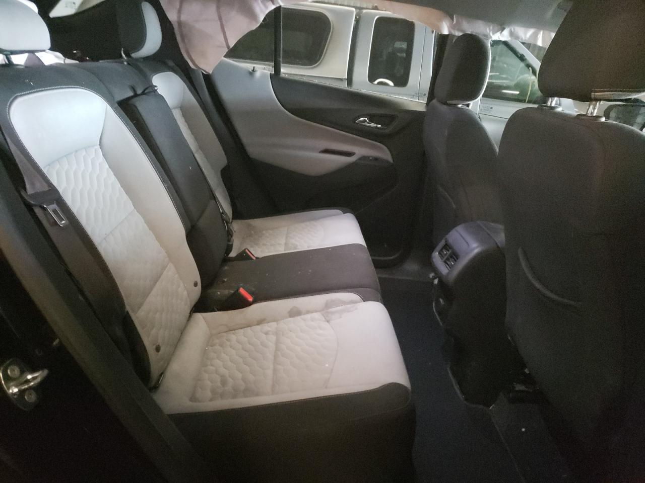 Photo 6 from auction – 2018 CHEVROLET EQUINOX LS with VIN 2GNAXHEV8J6228752