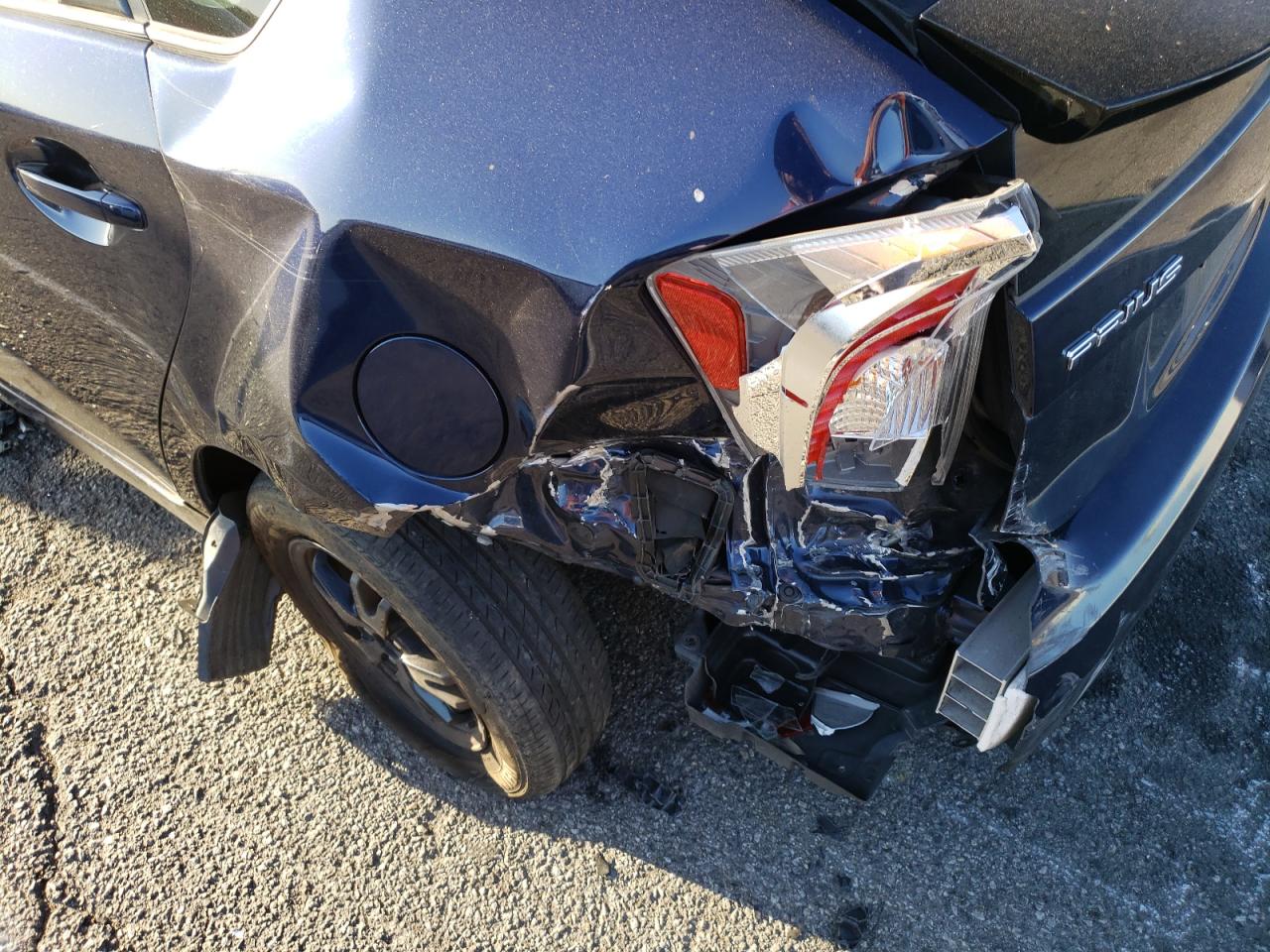 Photo 9 from auction – 2015 TOYOTA PRIUS with VIN JTDKN3DU9F1934198