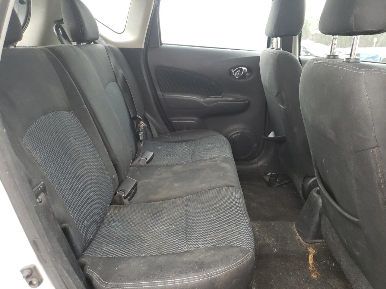 Photo 6 from auction – 2015 NISSAN VERSA NOTE with VIN 3N1CE2CPXFL356389
