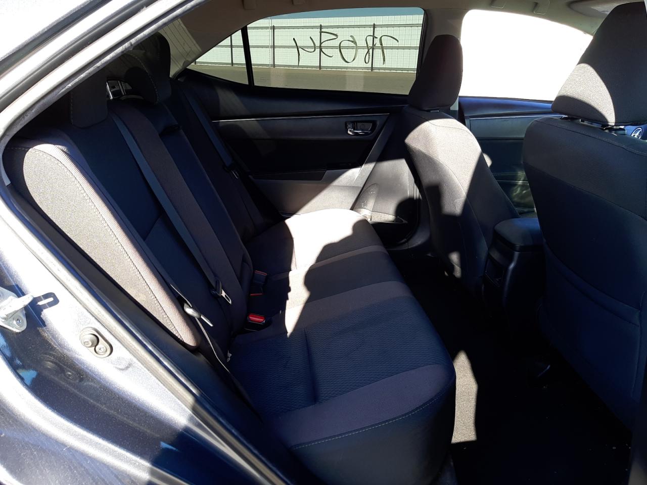 Photo 6 from auction – 2018 TOYOTA COROLLA L with VIN 2T1BURHE2JC035955