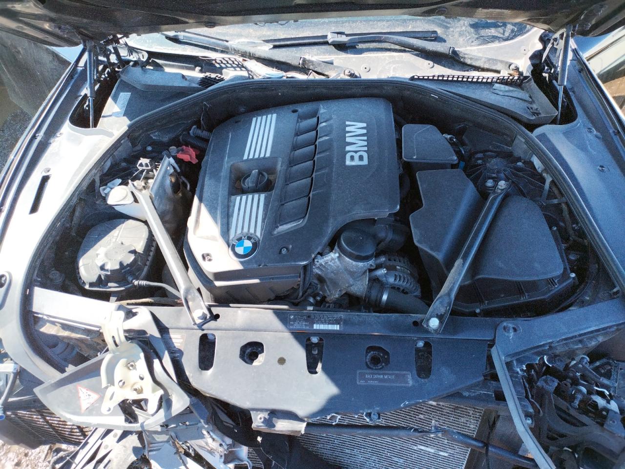 Photo 7 from auction – 2011 BMW 528 I with VIN WBAFR1C52BC743206