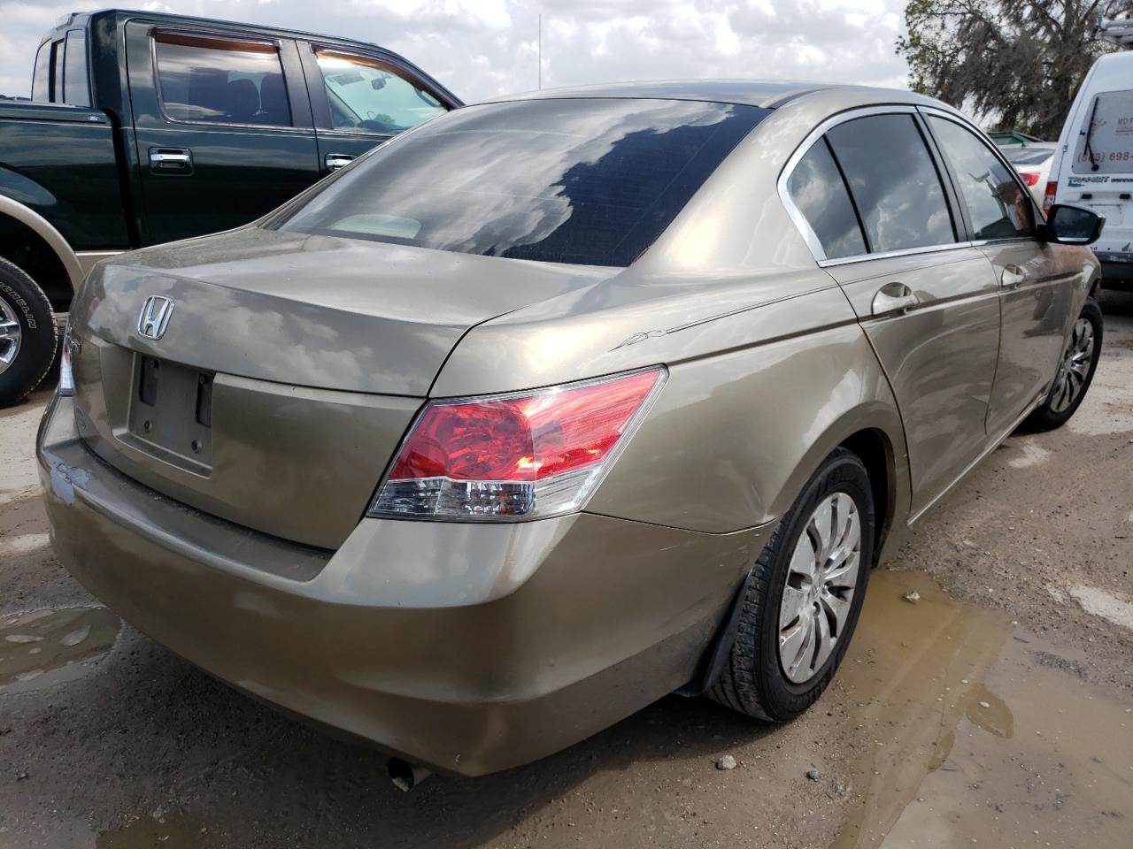 Photo 4 from auction – 2010 HONDA ACCORD LX with VIN 1HGCP2F35AA091446
