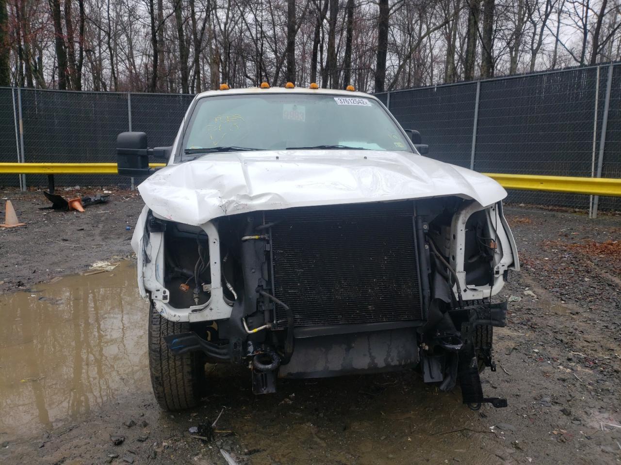 Photo 9 from auction – 2016 FORD F350 SUPER with VIN 1FT8W3B63GEA79231