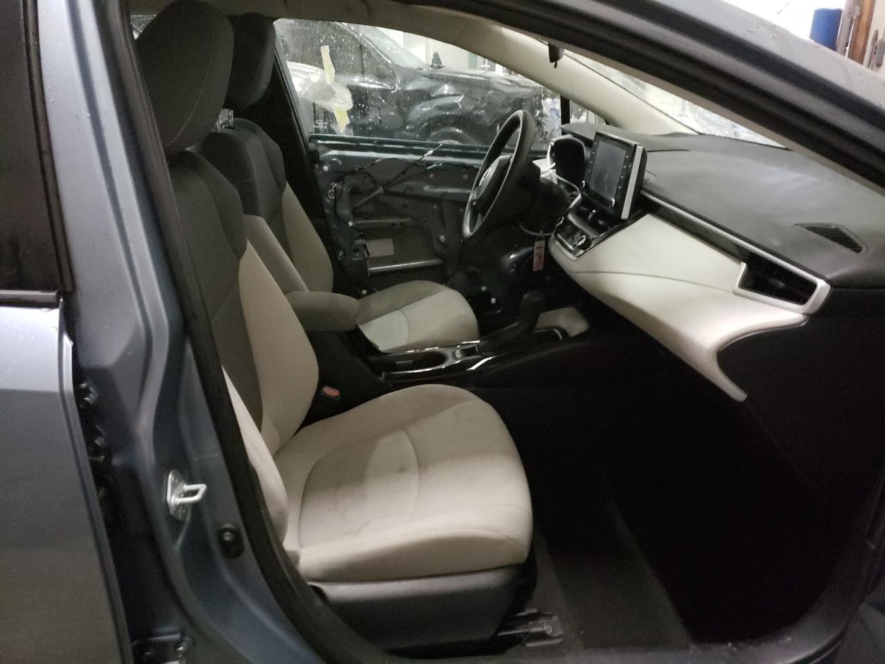Photo 5 from auction – 2020 TOYOTA COROLLA LE with VIN 5YFEPRAE9LP004882