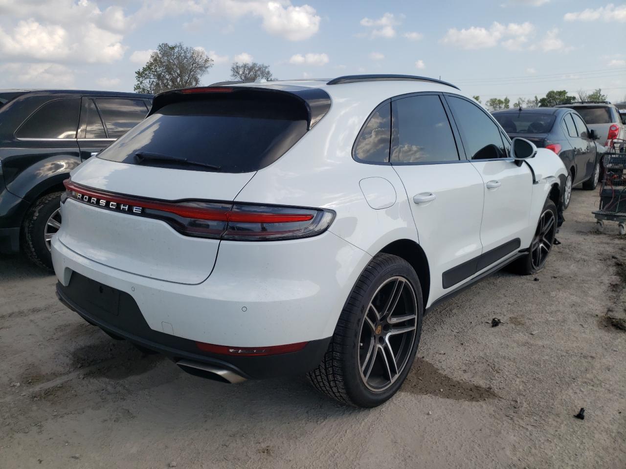Photo 4 from auction – 2021 PORSCHE MACAN with VIN WP1AA2A56MLB14157