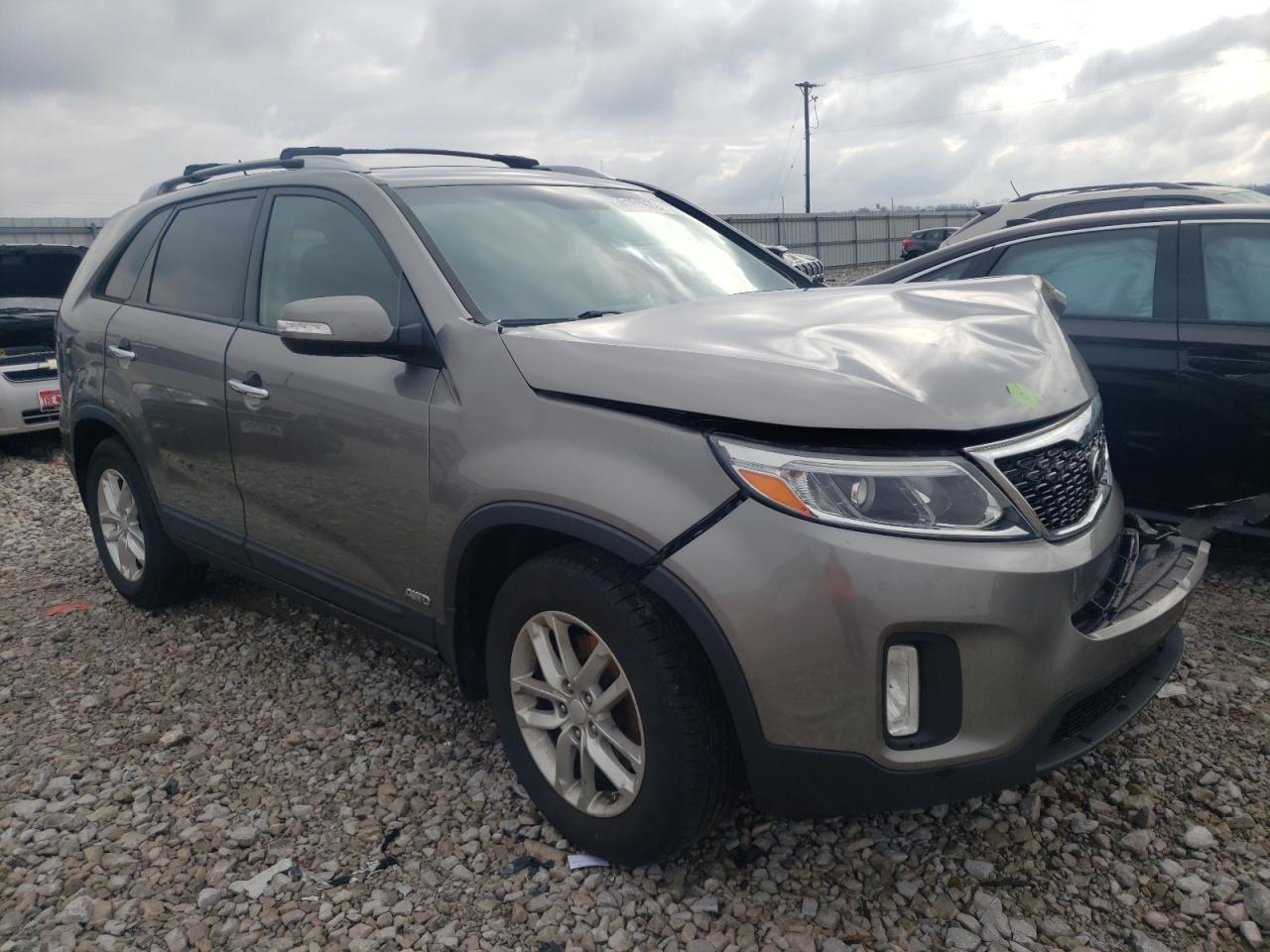 Photo 1 from auction – 2015 KIA SORENTO LX with VIN 5XYKTCA63FG558741