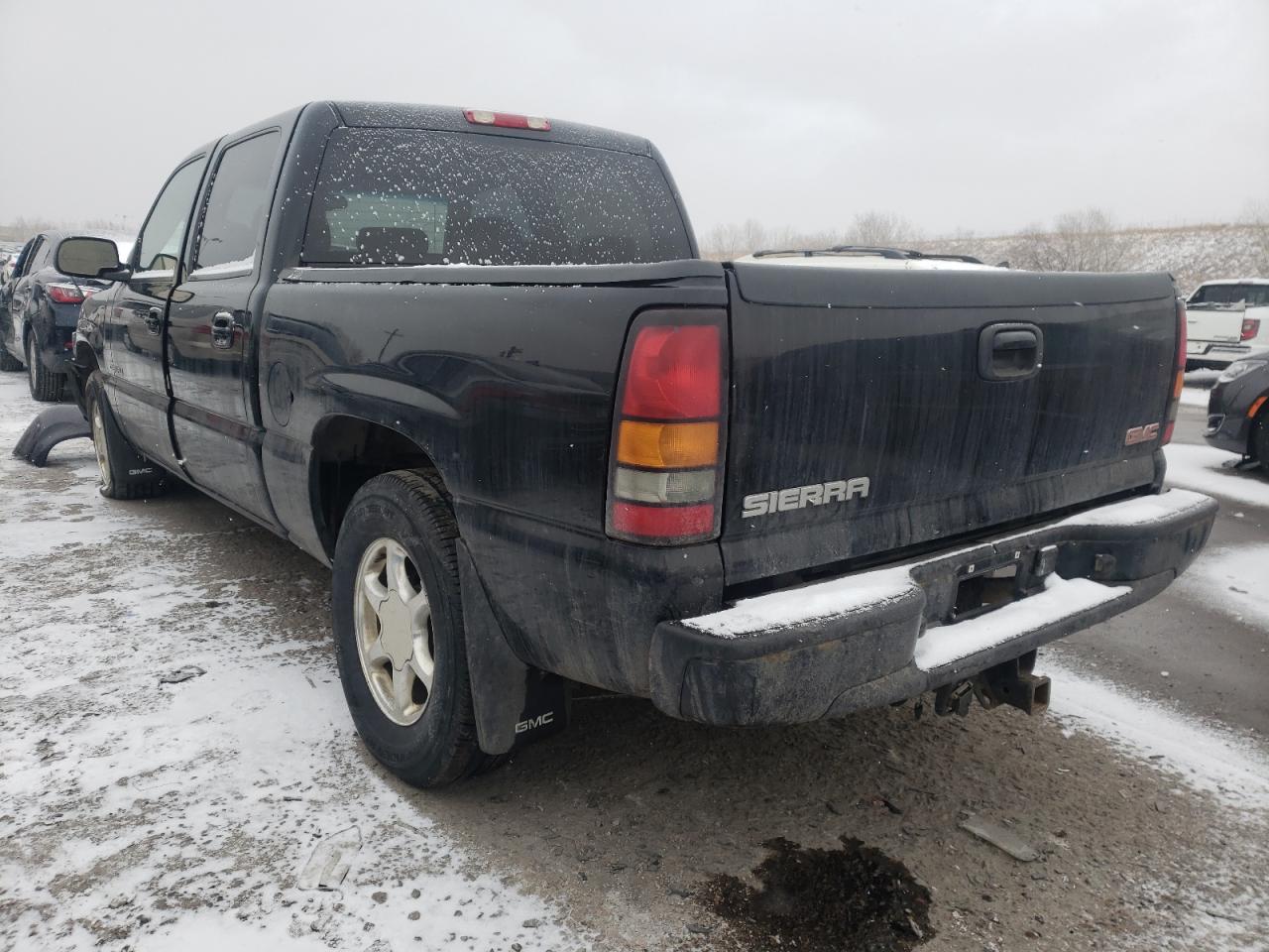Photo 3 from auction – 2005 GMC SIERRA K15 with VIN 2GTEK63N951310413