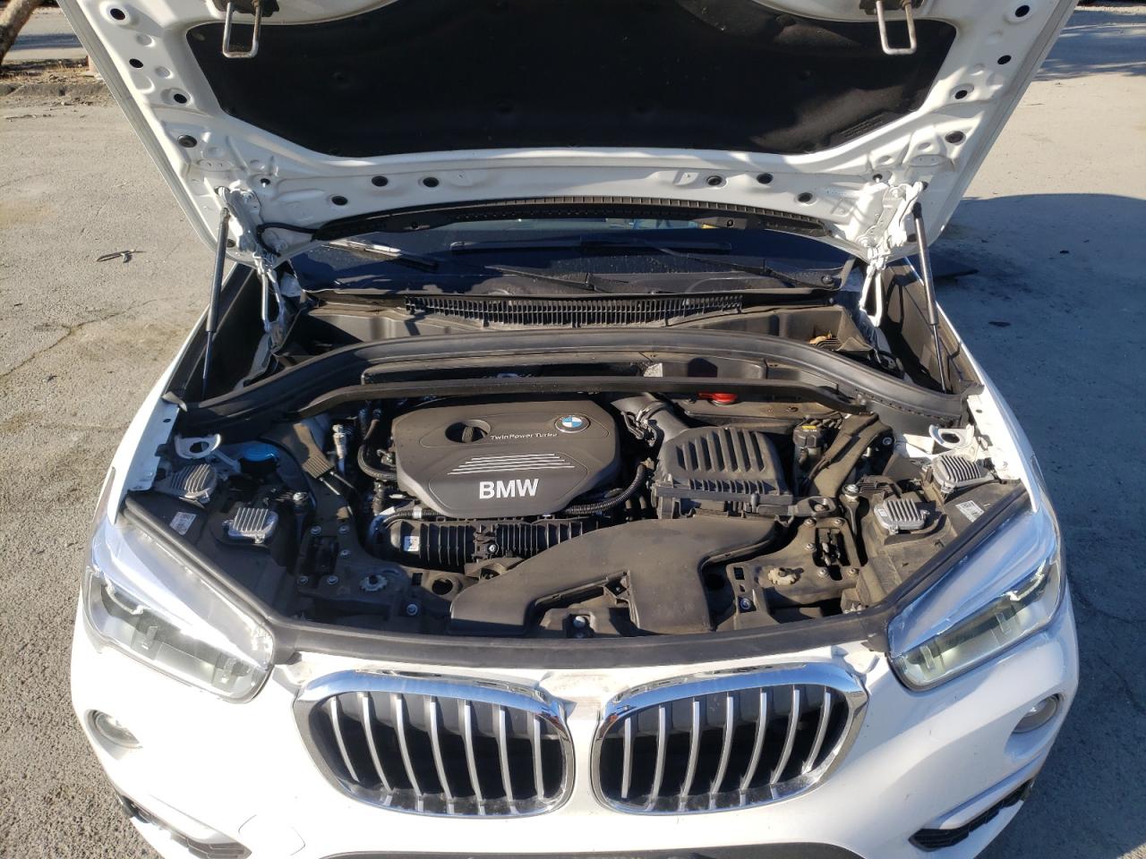 Photo 7 from auction – 2017 BMW X1 XDRIVE2 with VIN WBXHT3C31H5F70126