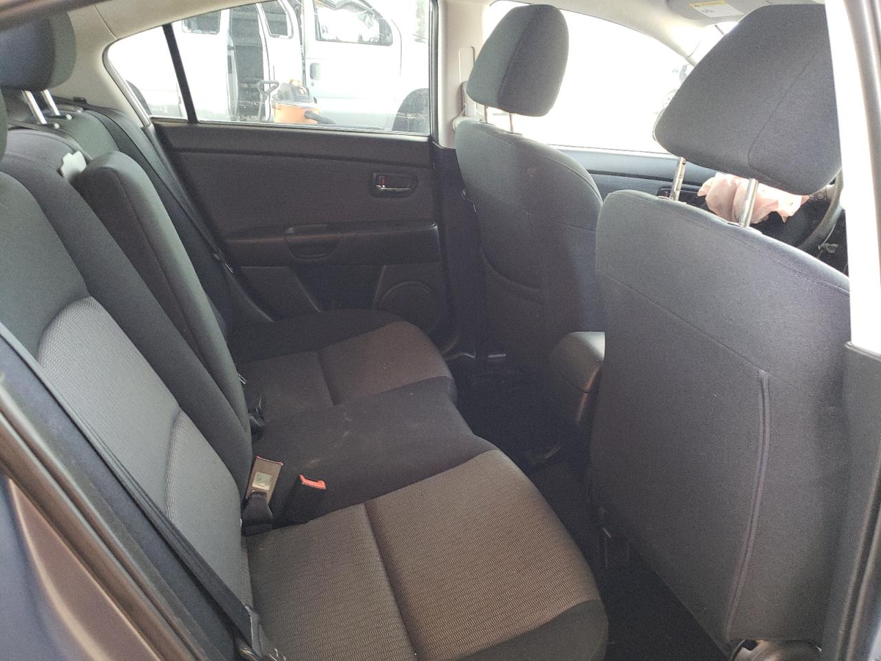 Foto 6 de la subasta – 2009 MAZDA 3 I con VIN JM1BK32FX91187681