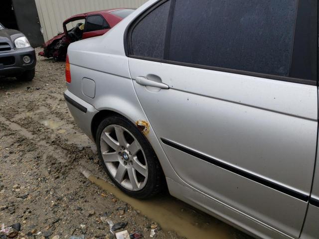 Photo 9 from auction – 2003 BMW 3 SERIES with VIN WBAEV33413KL60049