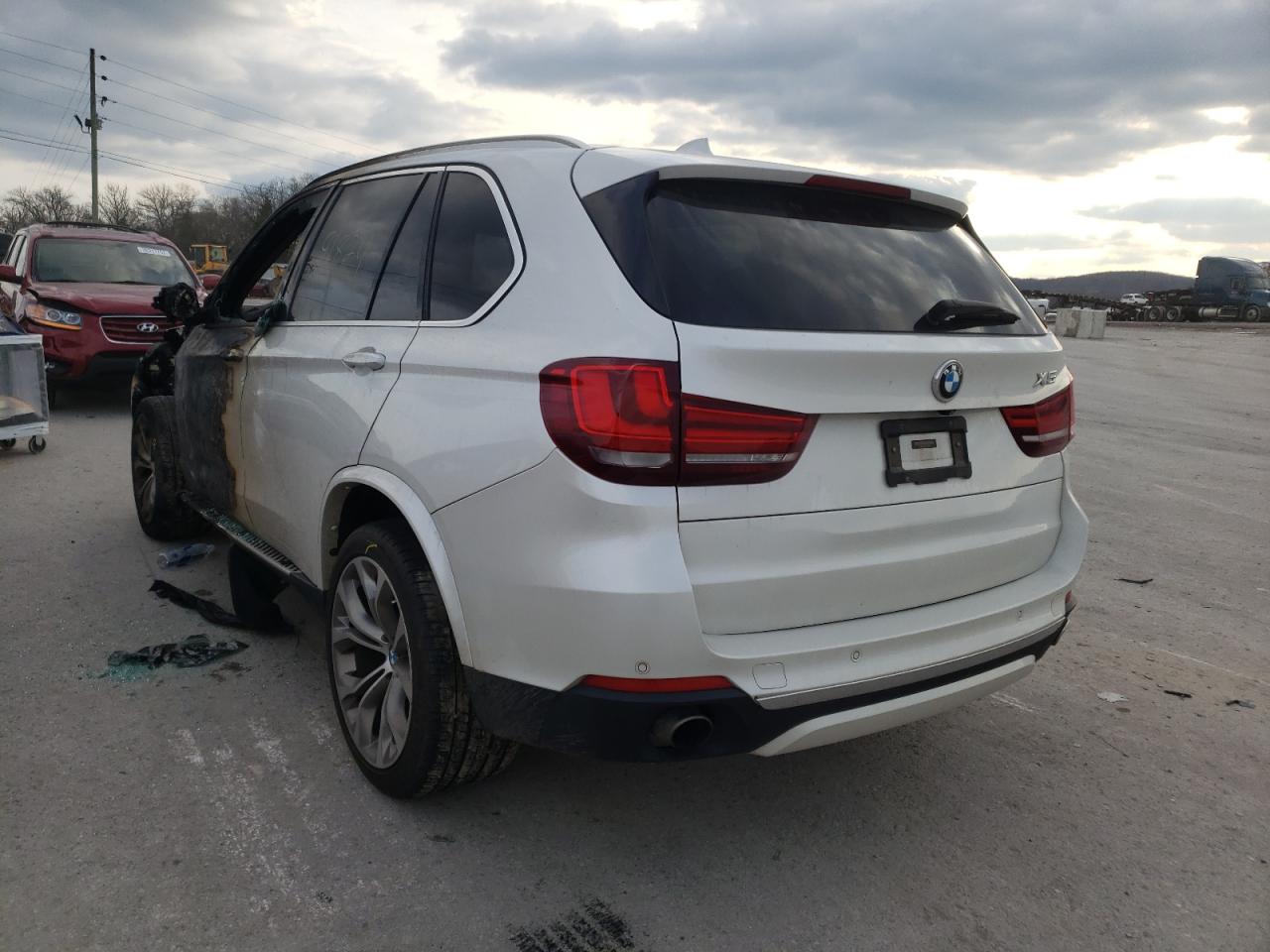 Photo 3 from auction – 2015 BMW X5 SDRIVE3 with VIN 5UXKR2C5XF0H37430