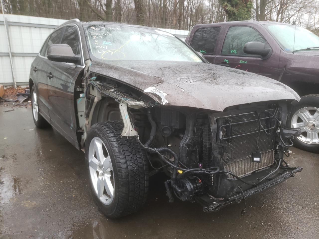 AUDI Q5 PREMIUM 2011 with VIN WA1DKAFP0BA008919 - Photo from auction