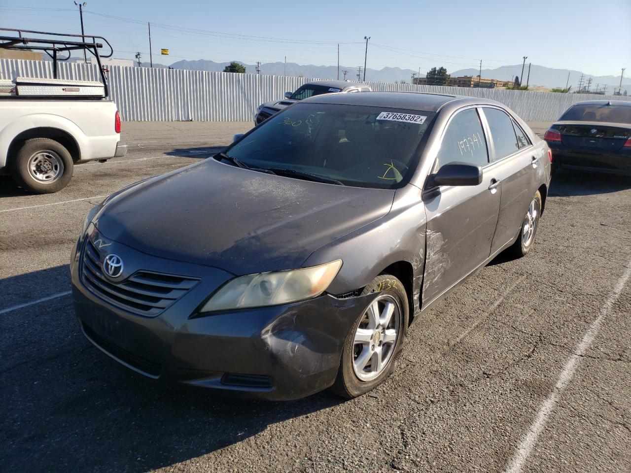 Photo 2 from auction – 2007 TOYOTA CAMRY CE with VIN JTNBE46K673043014