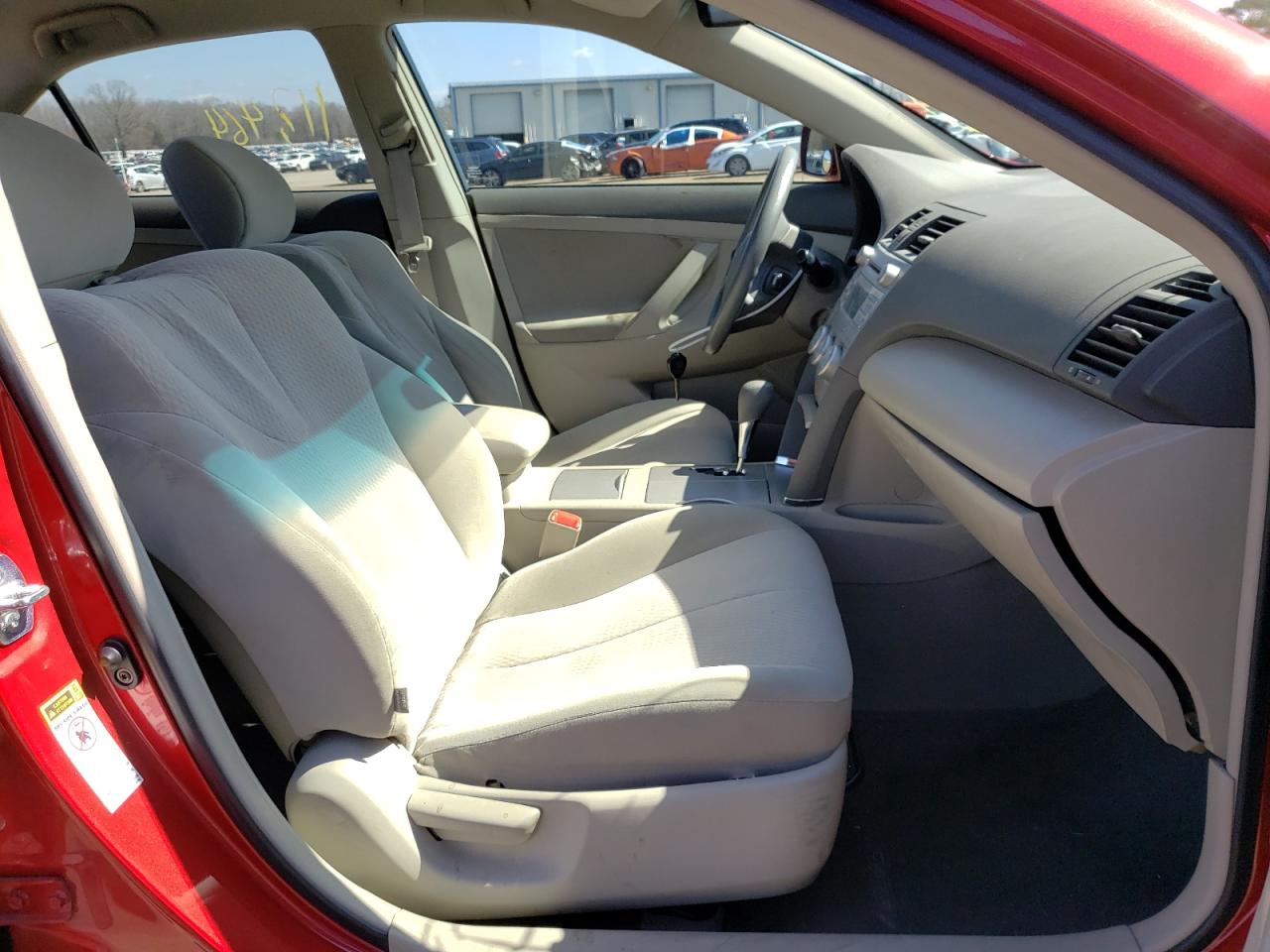 Photo 5 from auction – 2011 TOYOTA CAMRY BASE with VIN 4T4BF3EK9BR143352