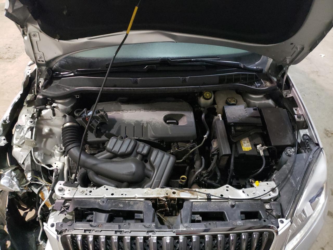 Photo 7 from auction – 2014 BUICK VERANO with VIN 1G4PS5SK4E4111361