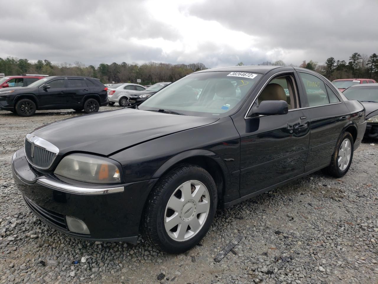 Photo 2 from auction – 2005 LINCOLN LS with VIN 1LNHM86S25Y630444