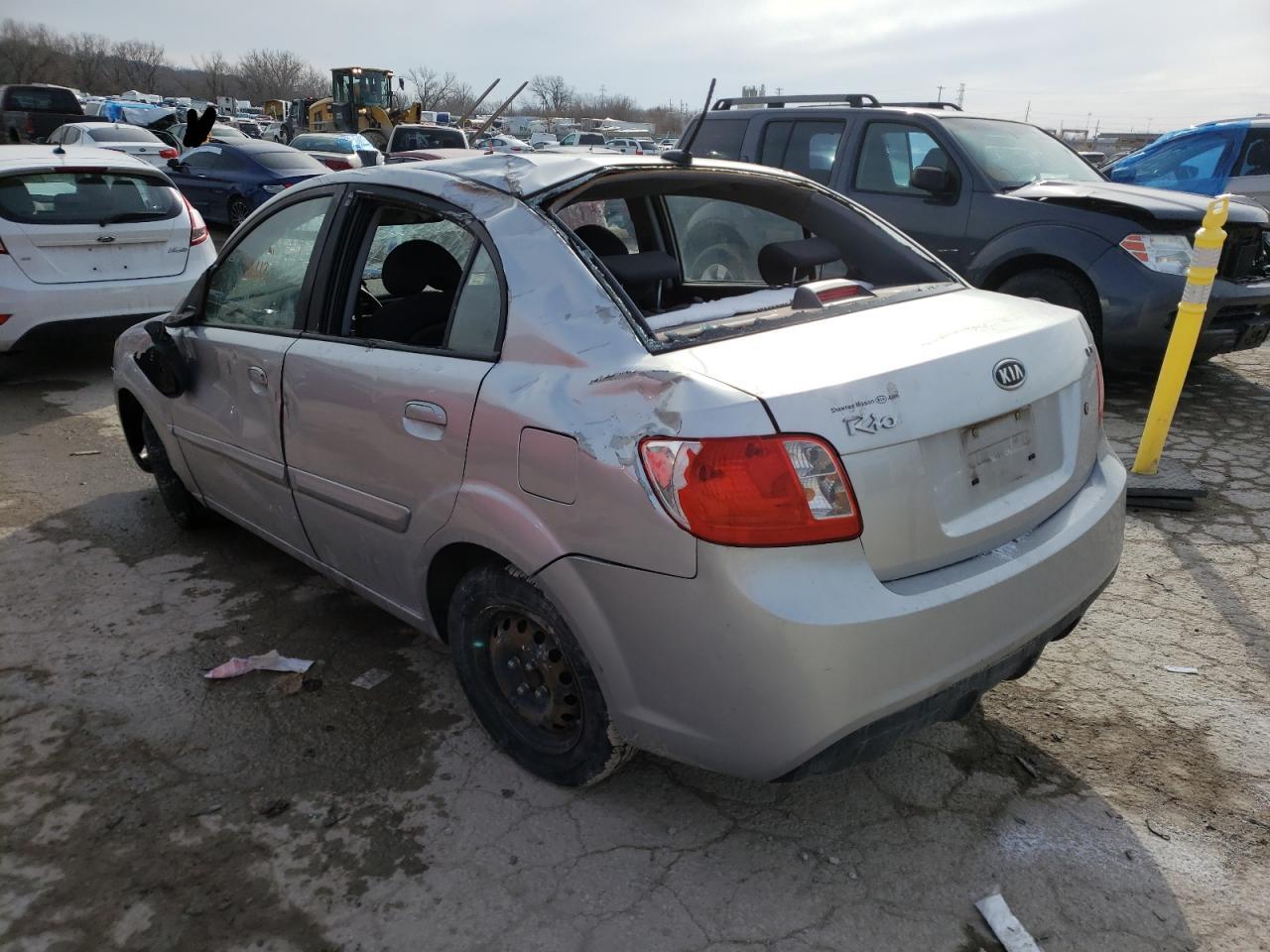 Photo 3 from auction – 2011 KIA RIO BASE with VIN KNADH4A36B6918455