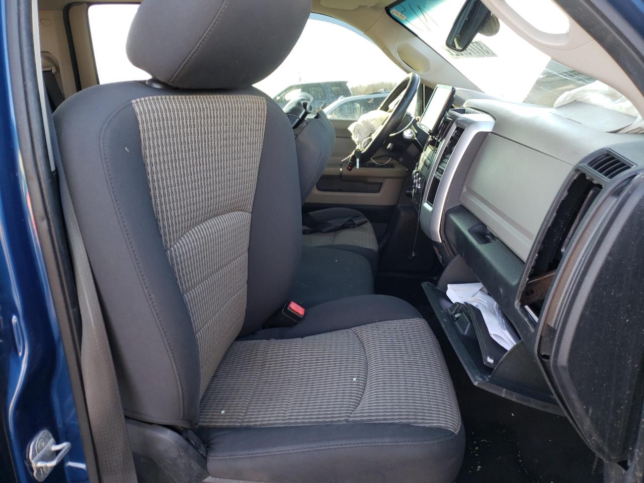 Photo 5 from auction – 2010 DODGE RAM 1500 with VIN 1D7RV1GP8AS261843