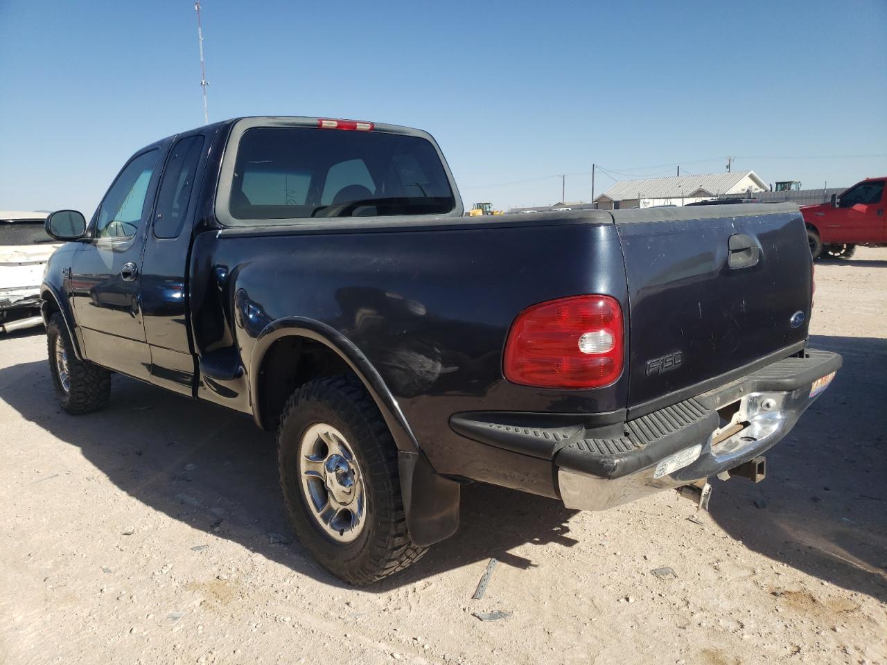 Photo 3 from auction – 1999 FORD F150 with VIN 1FTRX08L2XKC21986