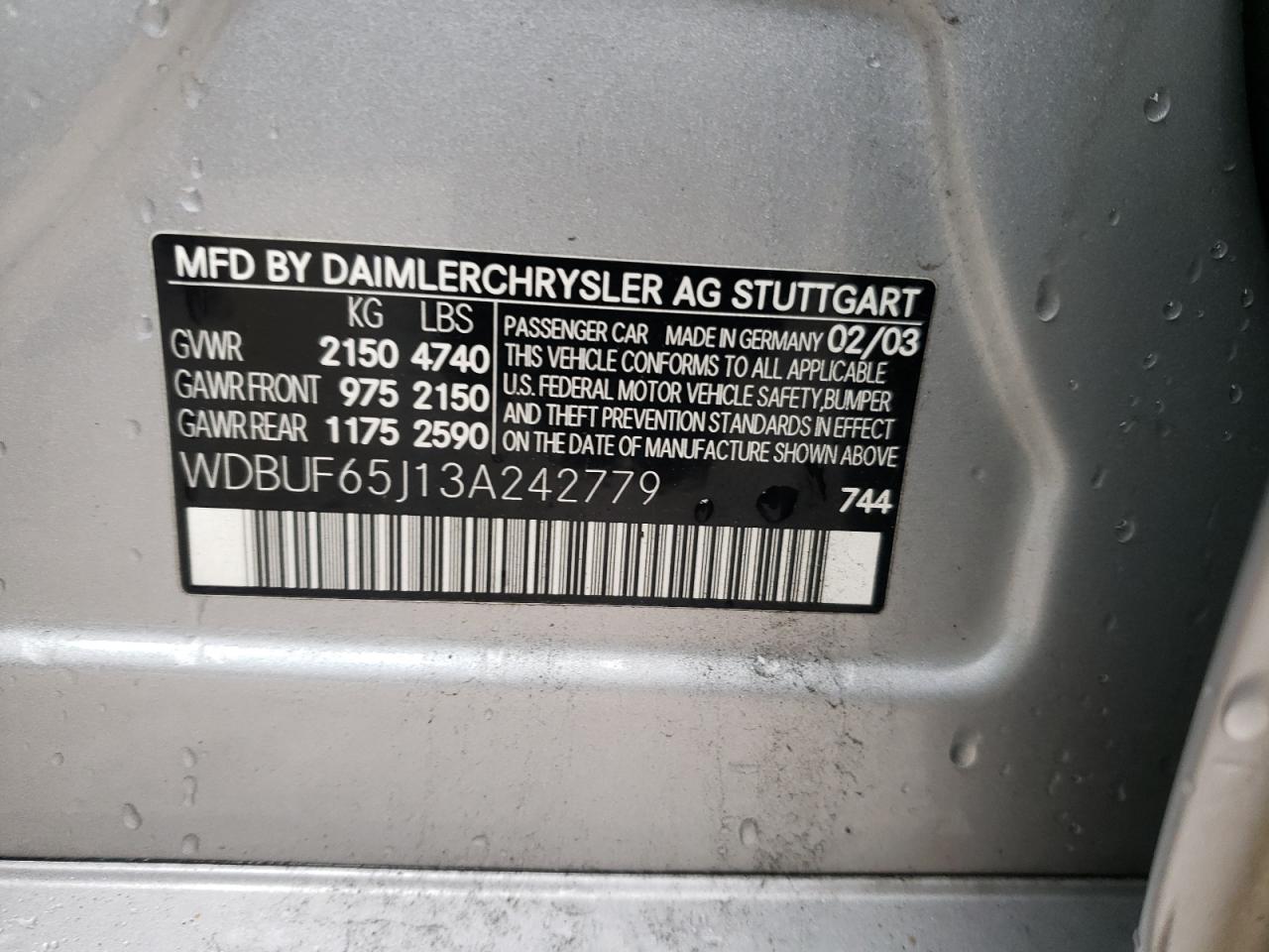 Photo 10 from auction – 2003 MERCEDES-BENZ E 320 with VIN WDBUF65J13A242779