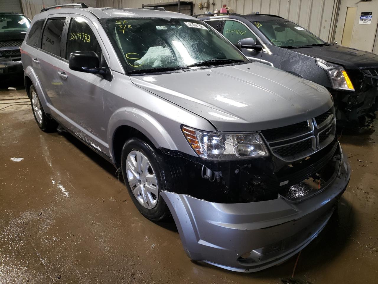 DODGE JOURNEY SE 2018 with VIN 3C4PDCAB8JT294711 - Photo from auction