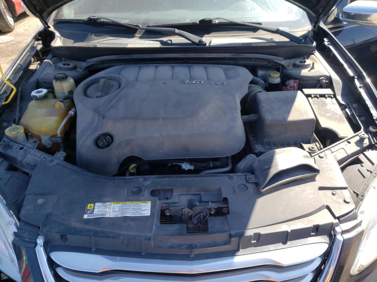 Photo 7 from auction – 2011 CHRYSLER 200 LIMITE with VIN 1C3BC2FG2BN517858